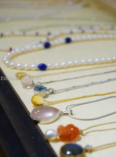 上街买新年礼物，成都商店还是太全面了 - 图画吧TUHUABA