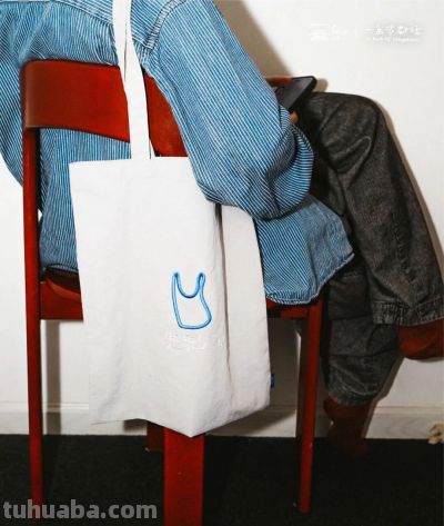 上街买新年礼物，成都商店还是太全面了 - 图画吧TUHUABA