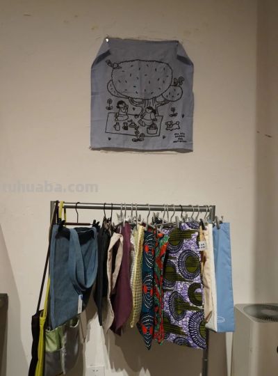 上街买新年礼物，成都商店还是太全面了 - 图画吧TUHUABA