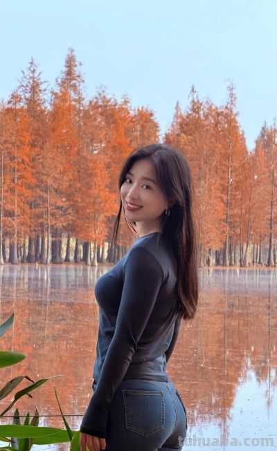 户外游玩拍照，8个小动作，松弛漂亮，上镜出片很自然 - 图画吧TUHUABA