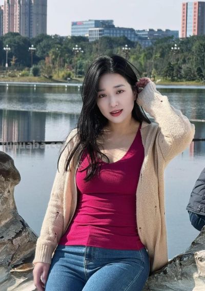 户外游玩拍照，8个小动作，松弛漂亮，上镜出片很自然 - 图画吧TUHUABA