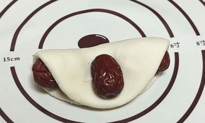 迎马年,蒸花馍!手把手教你做传统枣花馍,锁住这份浓浓的年味儿 - 今日头条 迎马年,蒸花馍!手把手教你做传统枣花馍,锁住这份浓浓的年味儿 - 图画吧TUHUABA