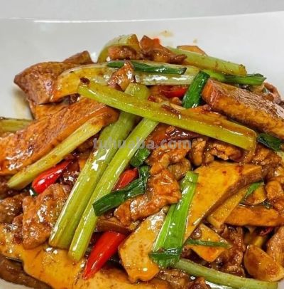 冬天干燥爱生病？7 种 “天然维生素” 绿色蔬菜，吃对免疫拉满！ - 图画吧TUHUABA