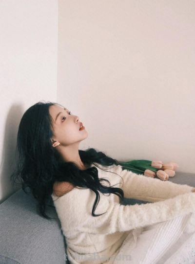 不出门在家也能大片的摄影技巧，轻松拿捏松弛氛围感 - 今日头条