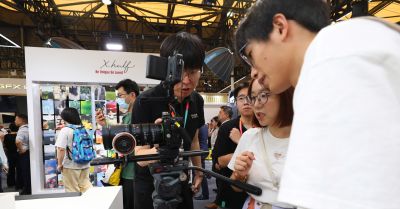 上海国际摄影器材和数码影像展开幕 - 图画吧TUHUABA