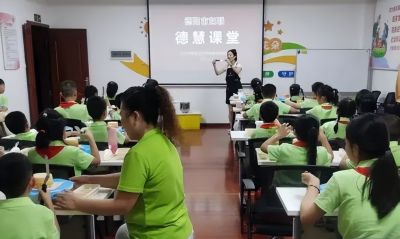 德慧课堂 | 德阳市春香公益慈善事业服务中心开展“童趣烘焙 乐享美味”蛋糕DIY课程 - 图画吧TUHUABA