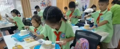德慧课堂 | 德阳市春香公益慈善事业服务中心开展“童趣烘焙 乐享美味”蛋糕DIY课程 - 图画吧TUHUABA