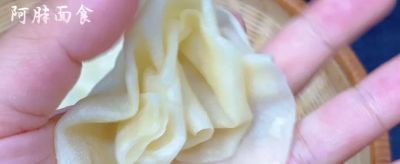 河南媳妇晒薄饼火了！蒸一蒸不用油，网友：比春饼简单，春天吃香 - 图画吧TUHUABA