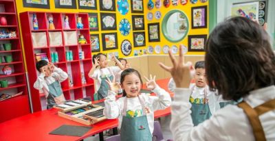 最好的美育，是让孩子在色彩中长成自信的自己 - 图画吧TUHUABA