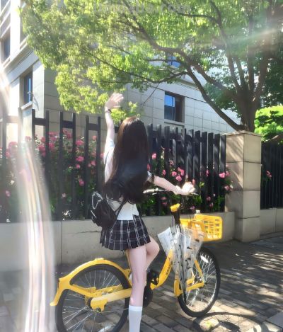 春天怎么拍照好看?跟着模特学,太好看了! - 今日头条 春天怎么拍照好看?跟着模特学,太好看了! - 图画吧TUHUABA