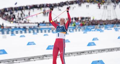 风雪赛场，以专业器材定格冰雪瞬间 - 图画吧TUHUABA