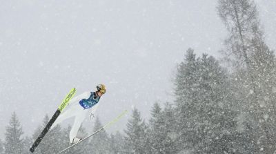 风雪赛场，以专业器材定格冰雪瞬间 - 图画吧TUHUABA