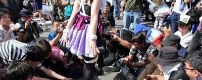 美女小姐姐cos琳奈，上厕所遭变态偷拍，肇事者仅j5天？ - 图画吧TUHUABA