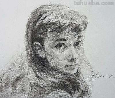 细腻温和的笔触，笔笔拿捏到位，韩国素描作品欣赏 - 图画吧TUHUABA