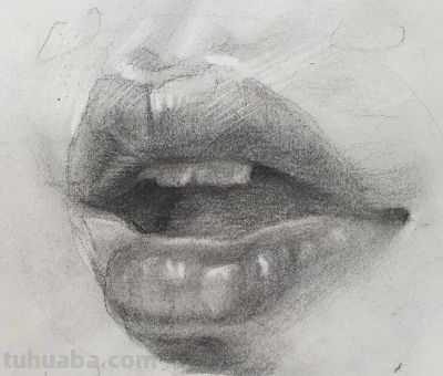 细腻温和的笔触，笔笔拿捏到位，韩国素描作品欣赏 - 图画吧TUHUABA