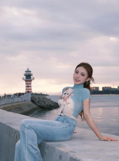 外出拍照，8个拍照姿势，自然放松，松弛好看包出片 - 图画吧TUHUABA