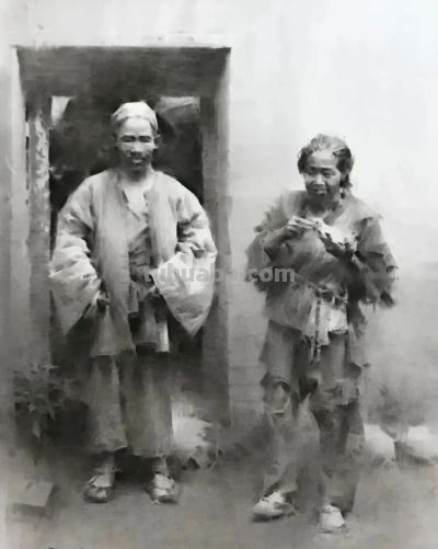 姚治的素描作品，营造出如诗如梦的朦胧氛围 - 图画吧TUHUABA