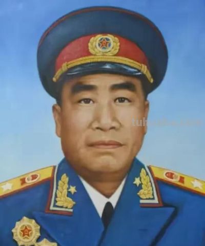 开国元勋油画肖像 （布面油画80x60cm） 刘仁庆作品赏析 - 图画吧TUHUABA