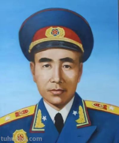 开国元勋油画肖像 （布面油画80x60cm） 刘仁庆作品赏析 - 图画吧TUHUABA