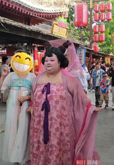 90后女生Cos石矶娘娘走红，本人发声：不喜欢别人用自己体重做噱头 - 图画吧TUHUABA