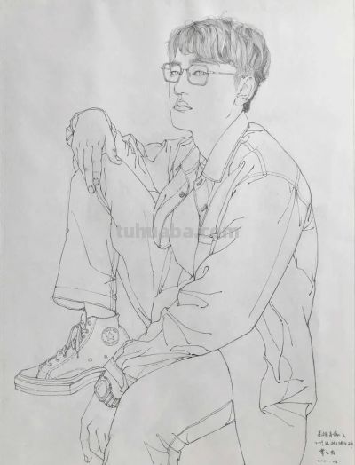 神色、动作、气质丨西安美院造型艺术部素描作品欣赏 - 图画吧TUHUABA