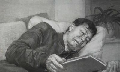 神色、动作、气质丨西安美院造型艺术部素描作品欣赏 - 图画吧TUHUABA