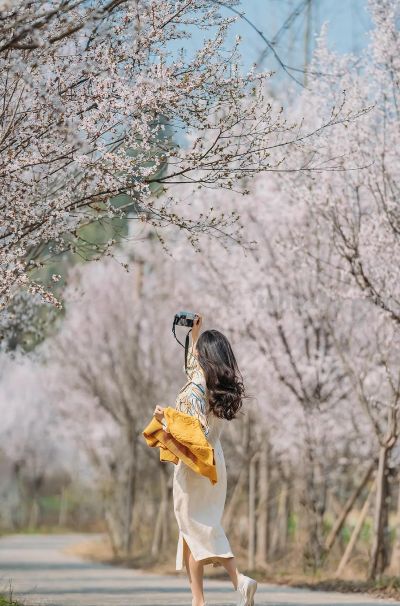 春景人像太美了!8个姿势+技巧,高级漂亮不落俗,诗意浪漫有意境 - 今日头条 春景人像太美了!8个姿势+技巧,高级漂亮不落俗,诗意浪漫有意境 - 图画吧TUHUABA