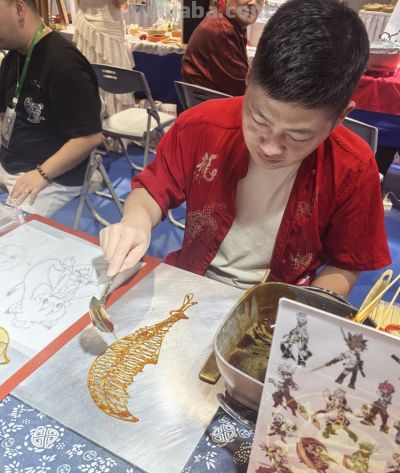 人从众！最大规模CP展在沪开幕，二次元提前“过大年” - 图画吧TUHUABA