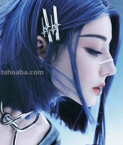 明星cos机械姬，关晓彤大秀美腿，孟子义颜值好绝，热巴难超越 - 图画吧TUHUABA