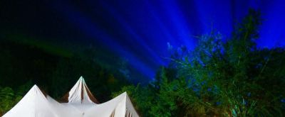 8.30穿越次元壁！虚拟偶像×金曲Live狂欢×光影水秀×Cos加冕，压轴烟花点亮千年银杏谷！ - 图画吧TUHUABA