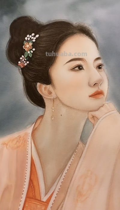治愈系美人插画：低眉的温婉、执扇的娴静，每一幅都像江南烟雨诗 - 图画吧TUHUABA