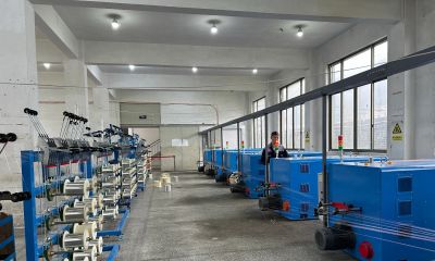 中国式打工人：在黑白素描里，画出滚烫的人生 - 今日头条