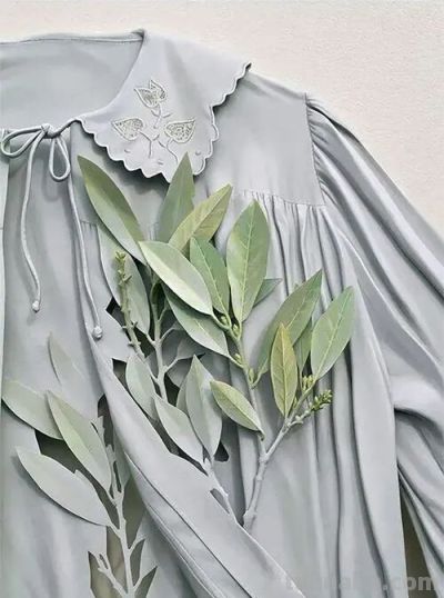 这么漂亮的衣服，竟然没看出来是木雕！ - 图画吧TUHUABA