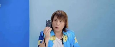 “电子茅台” 疯狂炒作!摄影器材泡沫狂欢:当情怀成为割韭菜镰刀 - 今日头条 “电子茅台” 疯狂炒作!摄影器材泡沫狂欢:当情怀成为割韭菜镰刀 - 图画吧TUHUABA