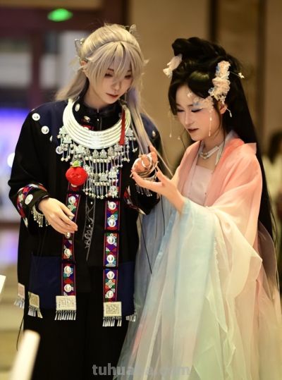 国风非遗碰撞次元潮流！贵阳漫展以“破壁”之力激活文化新活力 - 图画吧TUHUABA