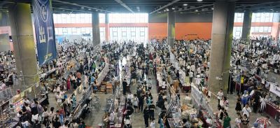 南方拍客 | 二次元集合！萤火虫动漫游戏嘉年华在广州开幕 - 图画吧TUHUABA