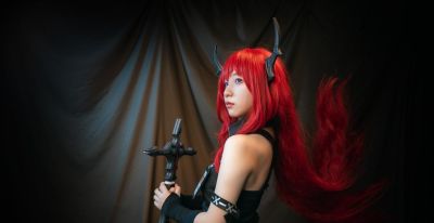 二次元面具下的青春：深圳中学生cosplay热潮 - 图画吧TUHUABA