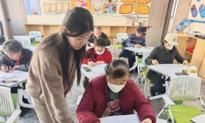 社区幸福教育课堂｜（345）苏家屯区金山社区、青松中学携手打造“幸福课堂添新彩 银发指尖绘斑斓”彩铅画课堂 - 图画吧TUHUABA