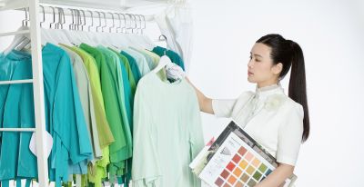 春日穿搭最美的5种色彩 - 今日头条 春日穿搭最美的5种色彩 - 图画吧TUHUABA