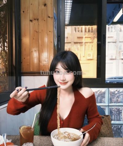 户外外出这样拍，动作学起来，出片好看又有氛围感 - 图画吧TUHUABA