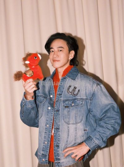 一个月涨粉176万后，何润东cos项羽：霸王本色 - 图画吧TUHUABA