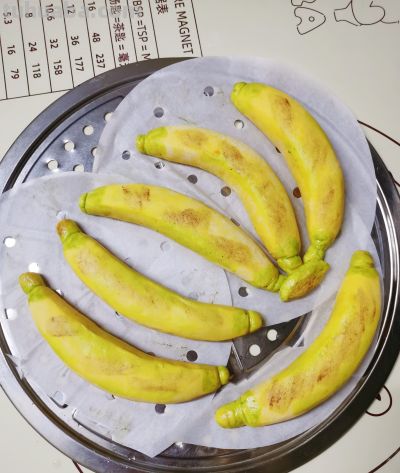 可以连皮一起吃的香蕉造型馒头，原来做法这么简单~ - 今日头条