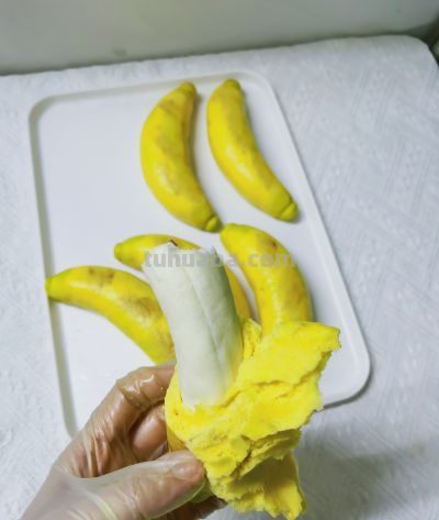 可以连皮一起吃的香蕉造型馒头，原来做法这么简单~ - 图画吧TUHUABA