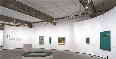 从“色彩之巅”看民营美术馆的生存策略 - 图画吧TUHUABA