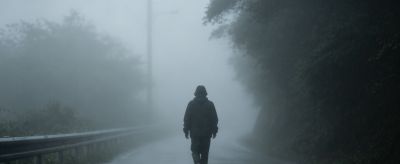 雨天拍照不翻车！7个构图技巧照抄方案，新手也能拍氛围感大片 - 图画吧TUHUABA