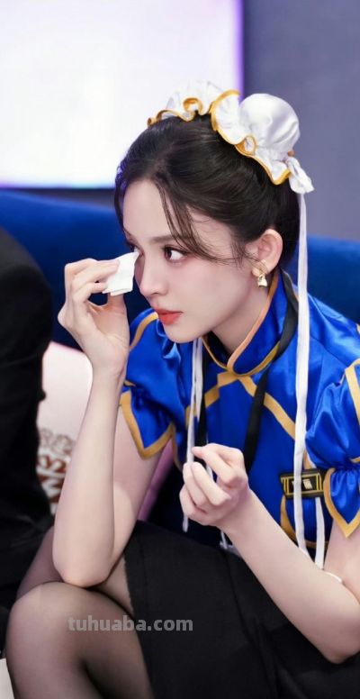 娜扎cos春丽，黑丝美腿太美了 - 图画吧TUHUABA