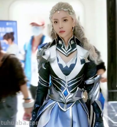 明星全员cos王者英雄，服装被嘲不还原，孔雪儿获好评 - 图画吧TUHUABA