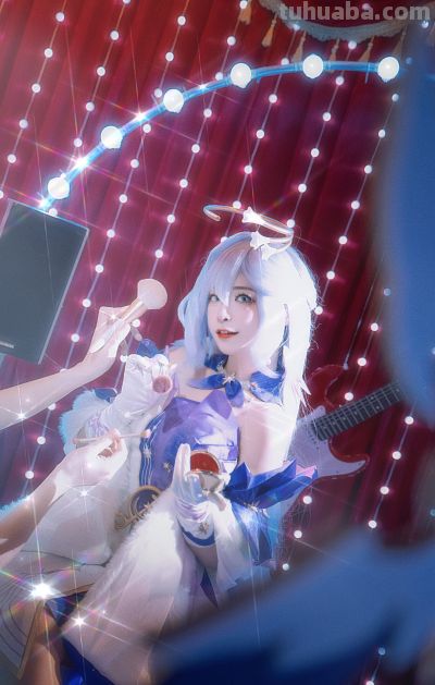 《崩坏：星穹铁道》知更鸟cosplay - 图画吧TUHUABA