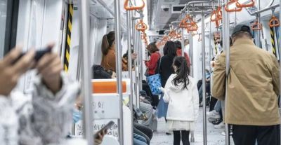 coser坐地铁接连被拦！自由和边界该咋平衡？ - 图画吧TUHUABA