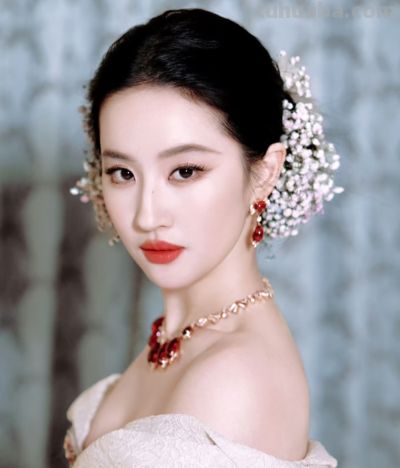 十种花语,十位美人,哪一款戳中你? - 今日头条 十种花语,十位美人,哪一款戳中你? - 图画吧TUHUABA